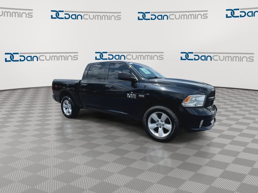 2016 RAM 1500 — side profile view