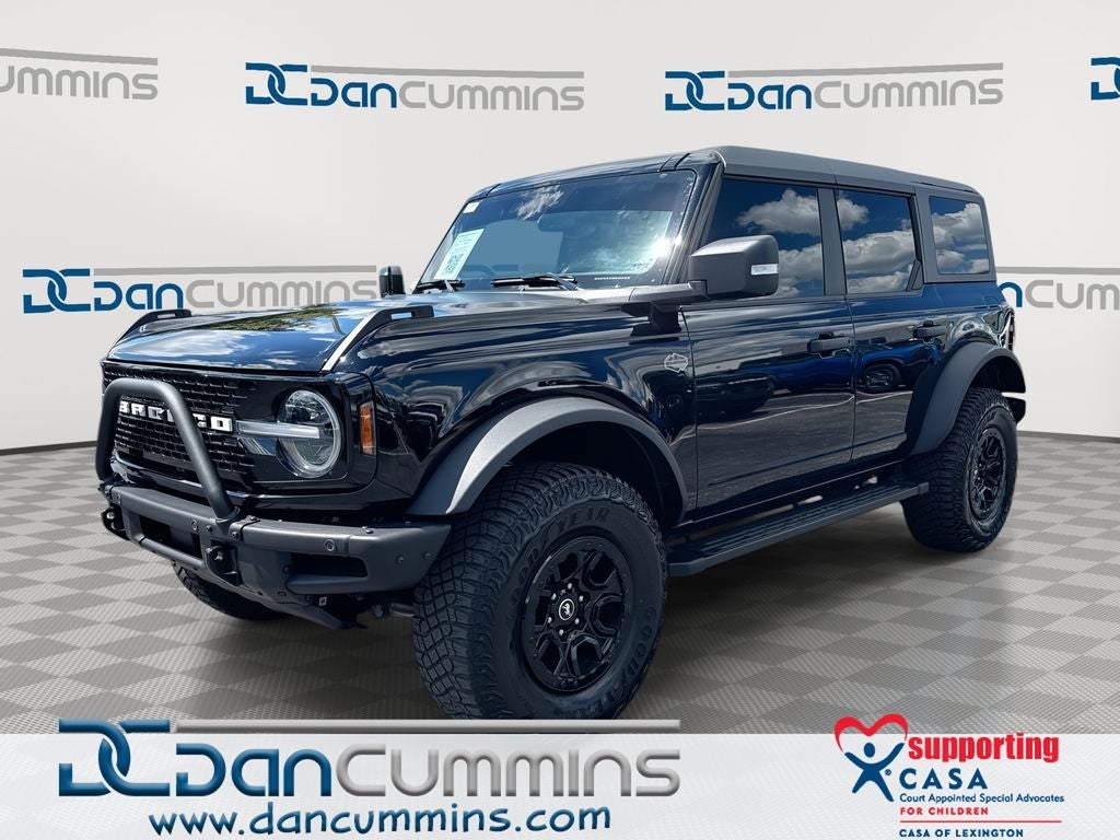 2024 Ford Bronco Wildtrak in Shadow Black — front three-quarter view