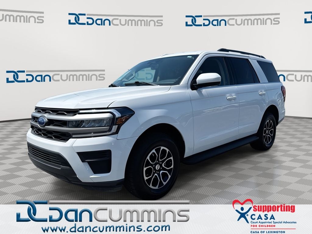 2024 Ford Expedition XLT in Oxford White — front three-quarter view