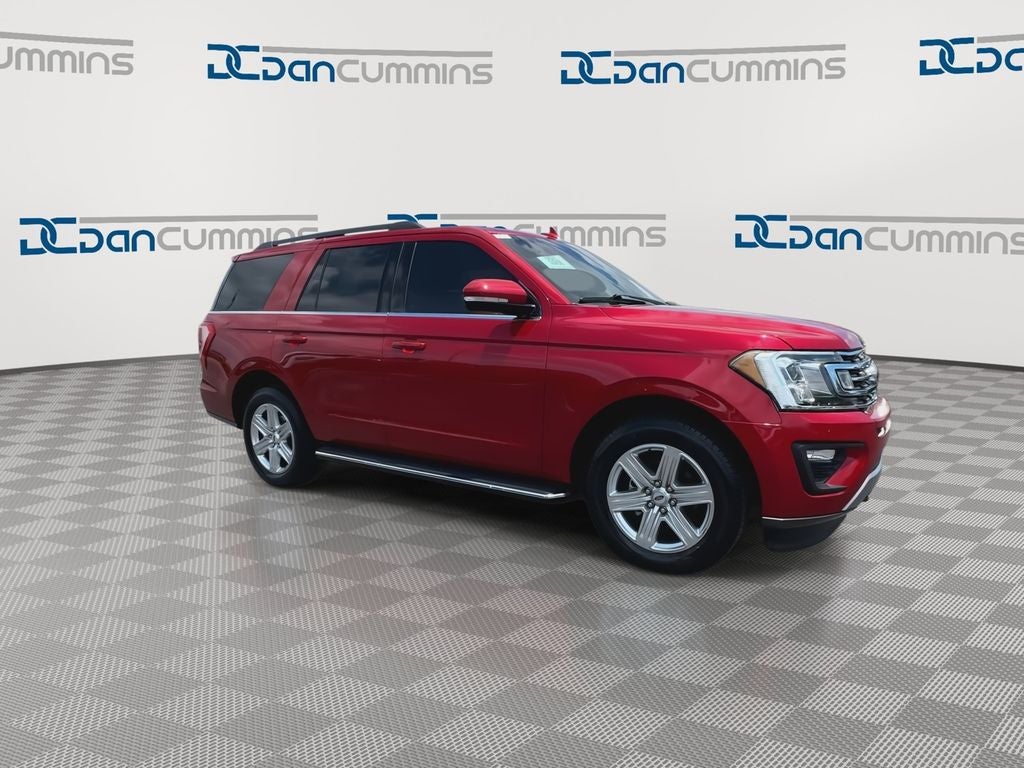2020 Ford Expedition — side profile view