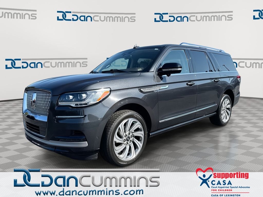 2022 Lincoln Navigator L Reserve in Starlight — front three-quarter view