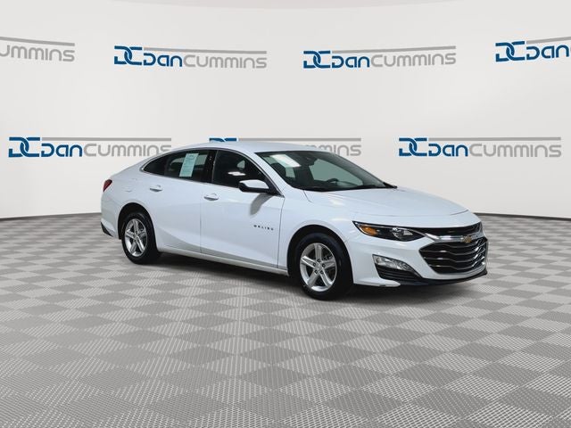 2024 Chevrolet Malibu — side profile view