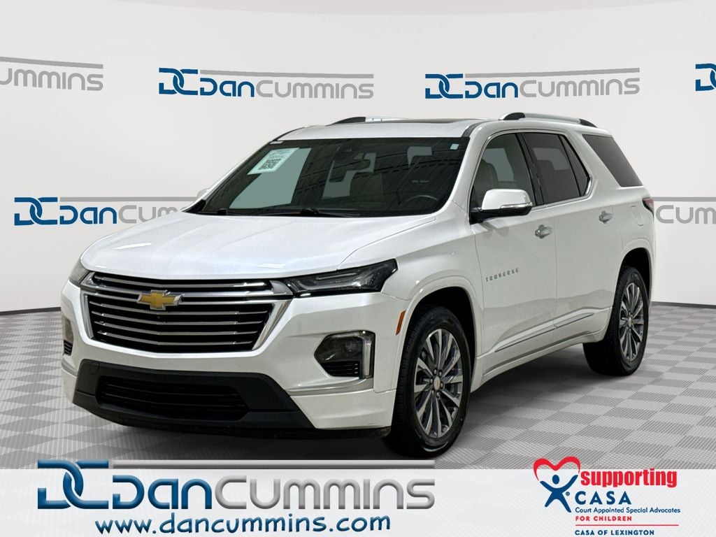 2023 Chevrolet Traverse Premier in Iridescent Pearl Tricoat — front three-quarter view