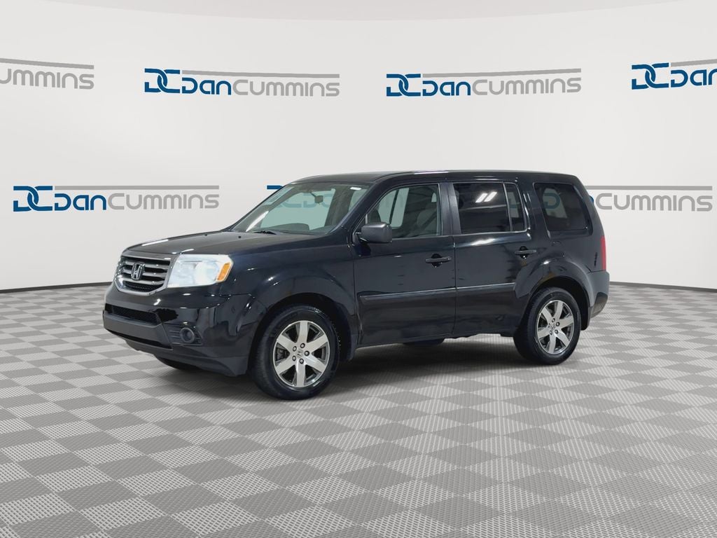 2013 Honda Pilot — interior view