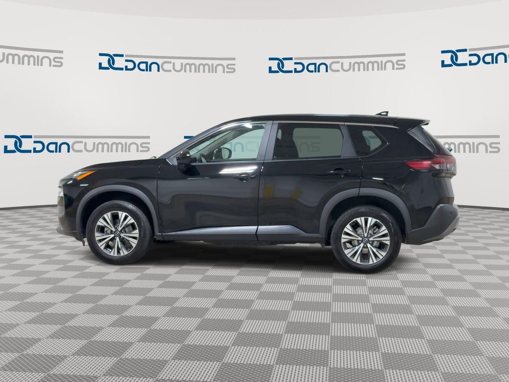 2023 Nissan Rogue — detail view