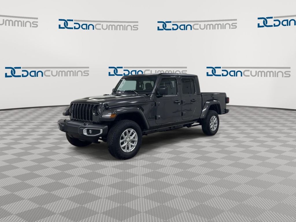 2023 Jeep Gladiator — interior view