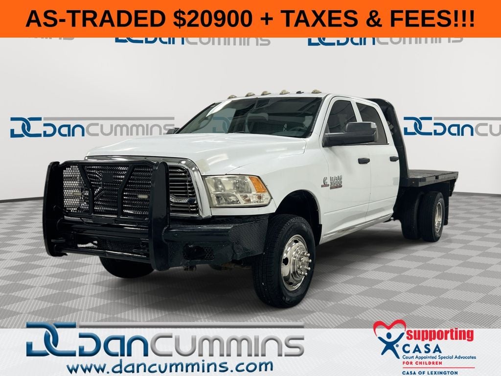 2014 RAM 3500 Tradesman in Bright White Clearcoat — front three-quarter view
