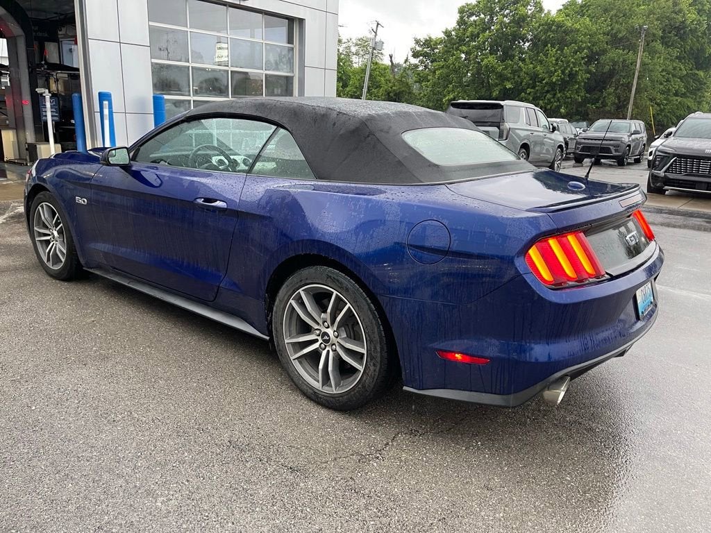 2015 Ford Mustang — interior view