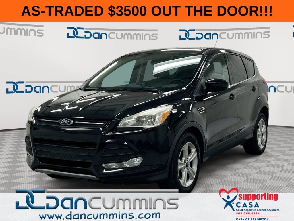 2015 Ford Escape SE in Black — front three-quarter view