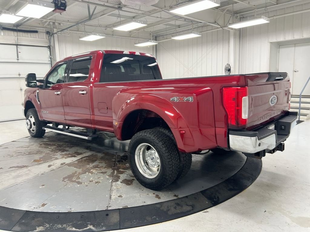 2018 Ford Super Duty F-350 DRW — interior view