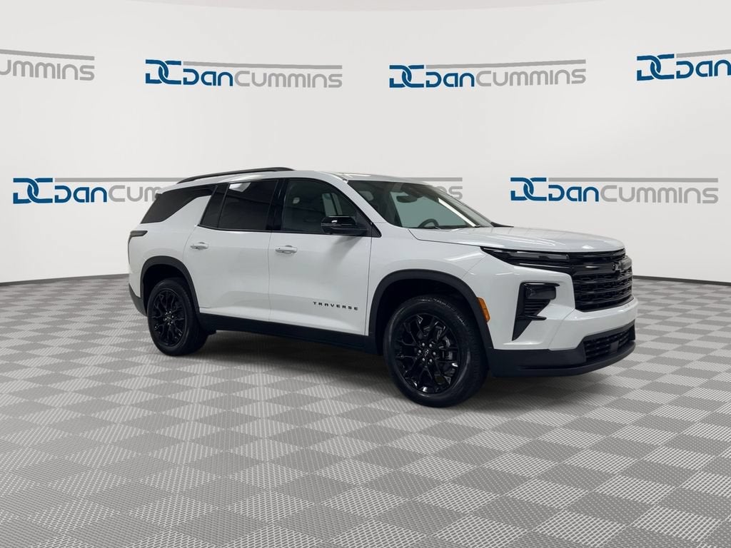 2026 Chevrolet Traverse — side profile view