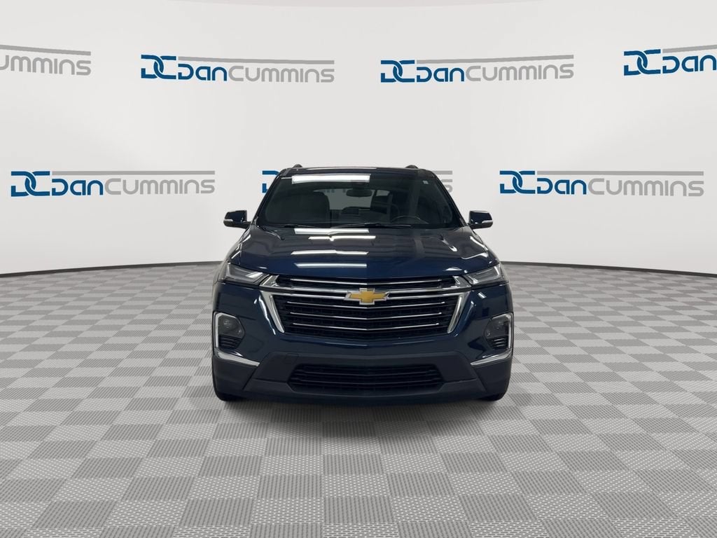 2023 Chevrolet Traverse — rear three-quarter view