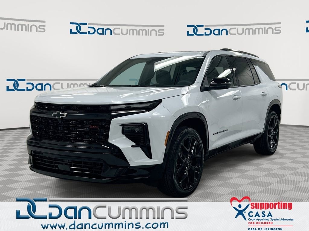 2026 Chevrolet Traverse RS in Polar White Tricoat — front three-quarter view