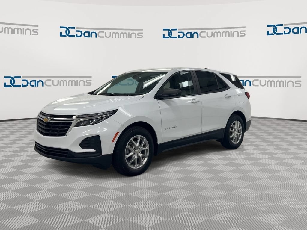 2022 Chevrolet Equinox — interior view