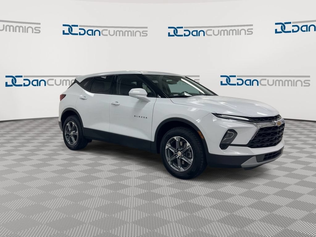 2025 Chevrolet Blazer — side profile view