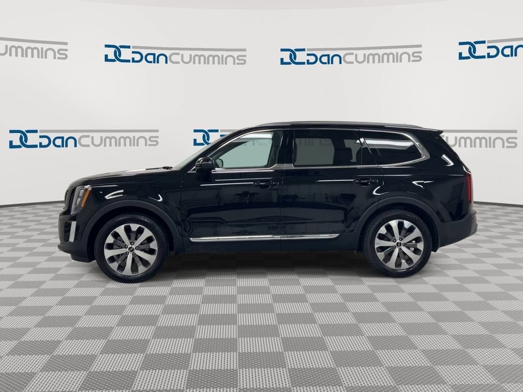 2022 Kia Telluride — detail view