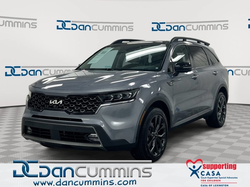 2022 Kia Sorento X-Line SX Prestige in Grey — front three-quarter view