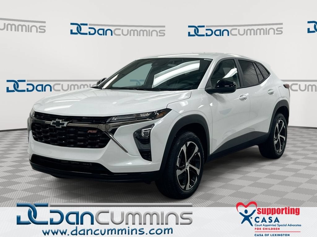 2026 Chevrolet Trax 1RS in Summit White — front three-quarter view
