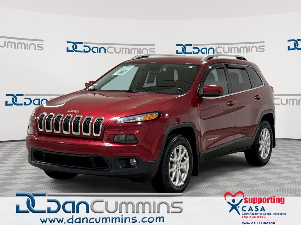 2017 Jeep Cherokee Latitude in Red — front three-quarter view