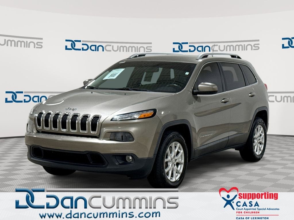 2017 Jeep Cherokee Latitude in Brown — front three-quarter view