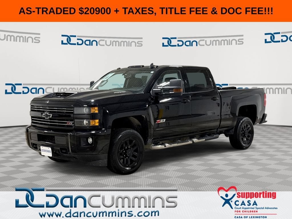 2018 Chevrolet Silverado 2500 HD LT in Black — front three-quarter view