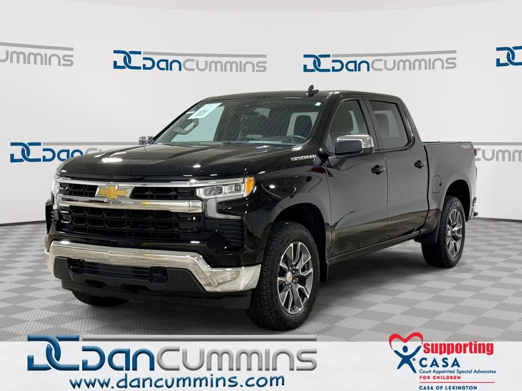 2025 Chevrolet Silverado 1500 LT (2FL) in Black — front three-quarter view