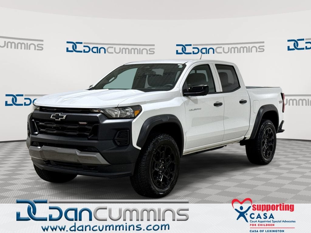 2026 Chevrolet Colorado Trail Boss in Summit White — front three-quarter view