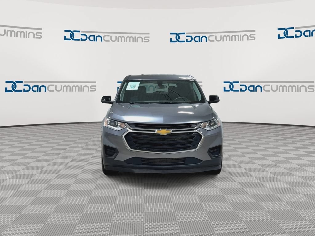 2021 Chevrolet Traverse — rear three-quarter view