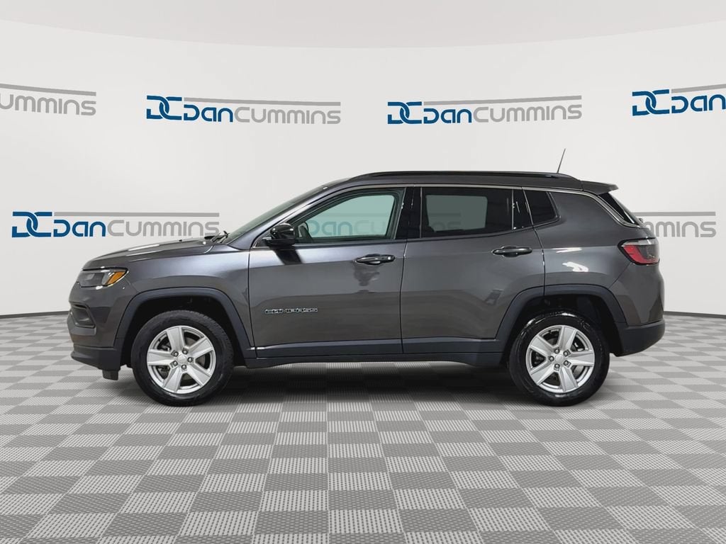 2022 Jeep Compass — detail view