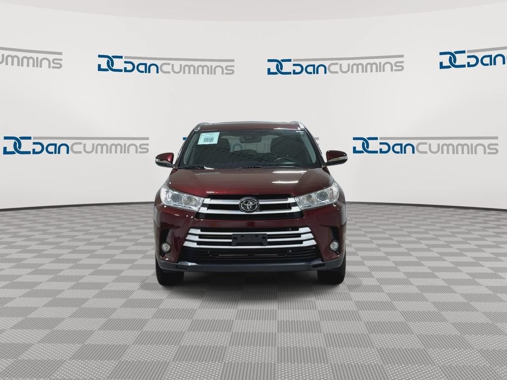 2018 Toyota Highlander — rear three-quarter view
