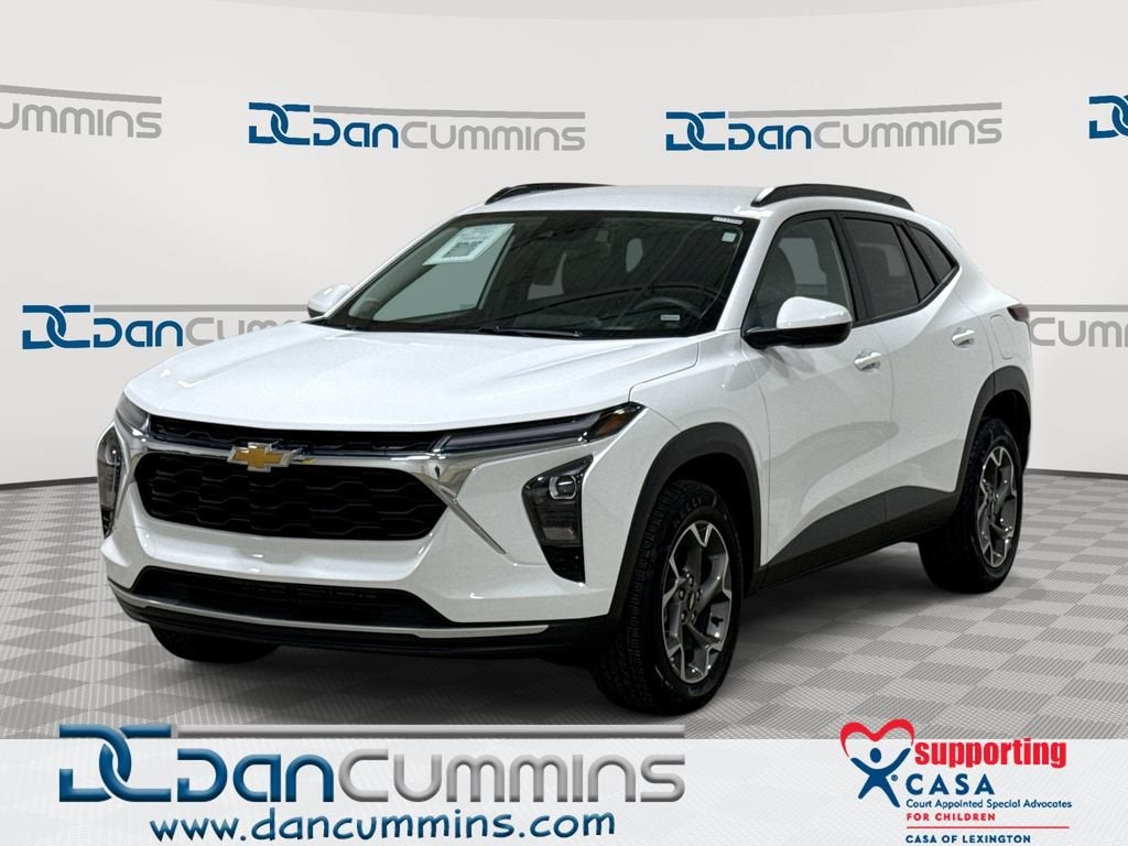 2025 Chevrolet Trax LT in Summit White — front three-quarter view